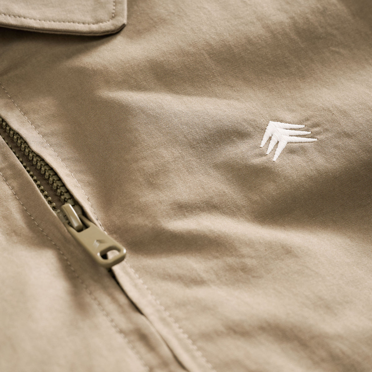 Insulated Aros Bomber Sand